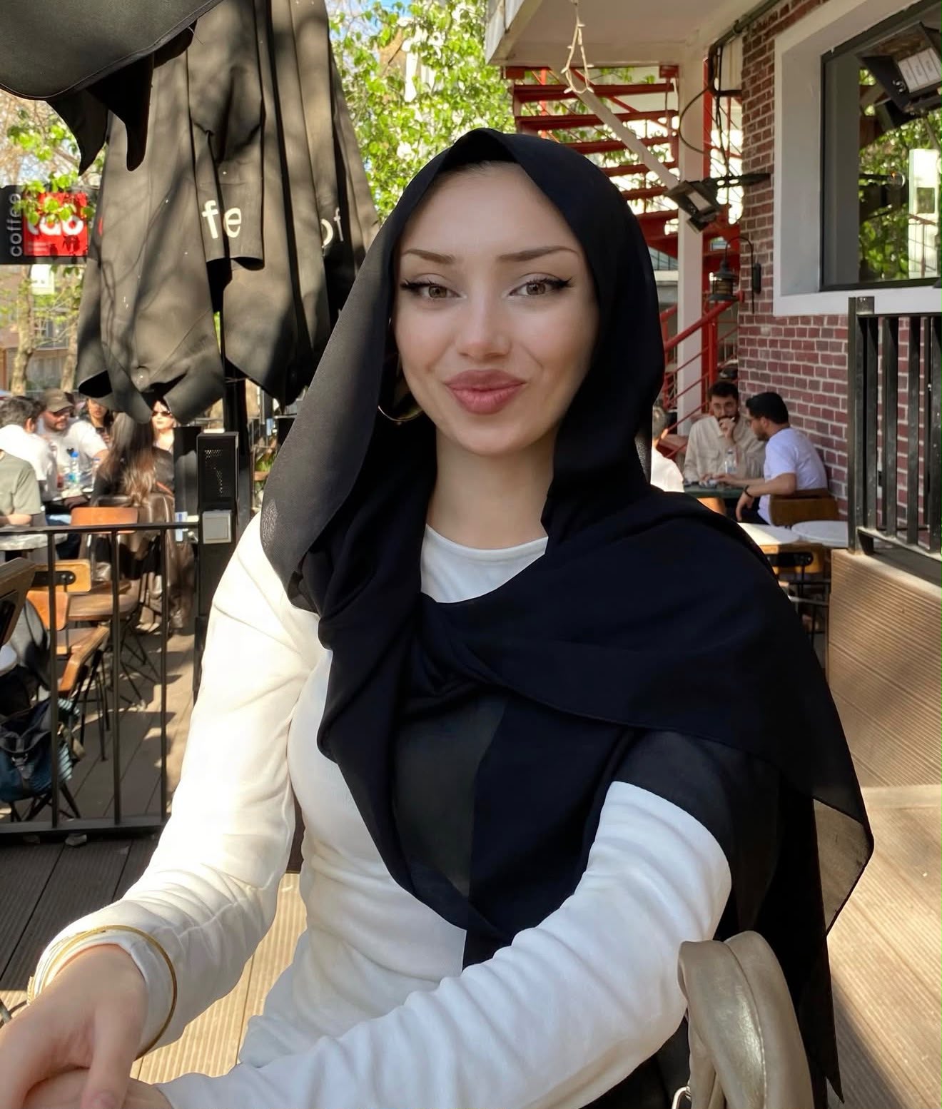Bağlar İri Göğüslü Escort Vildan